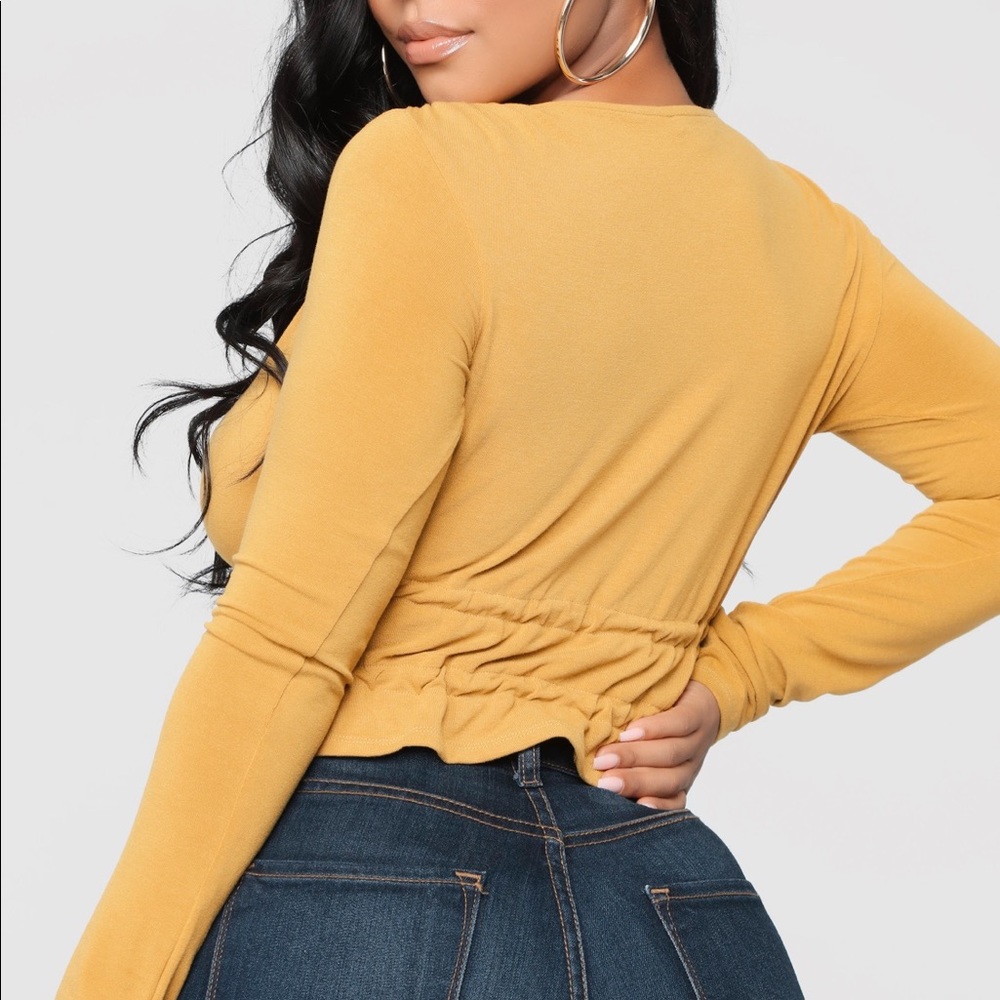 FashionNova Long Sleeve Top - Picture 4 of 4